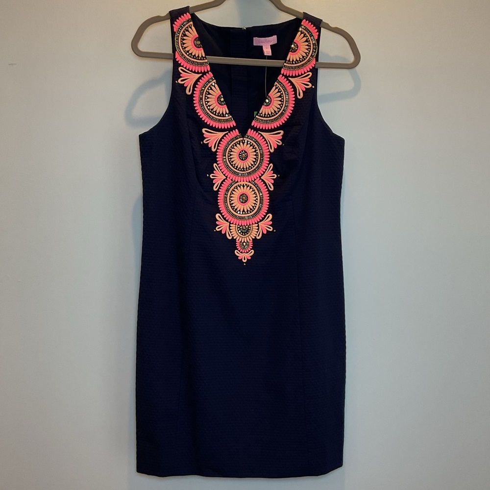 Lilly Pulitzer Gabby Shift Dress True Navy Embellishedโ Neckline Size 8 NWT - Picture 2 of 9